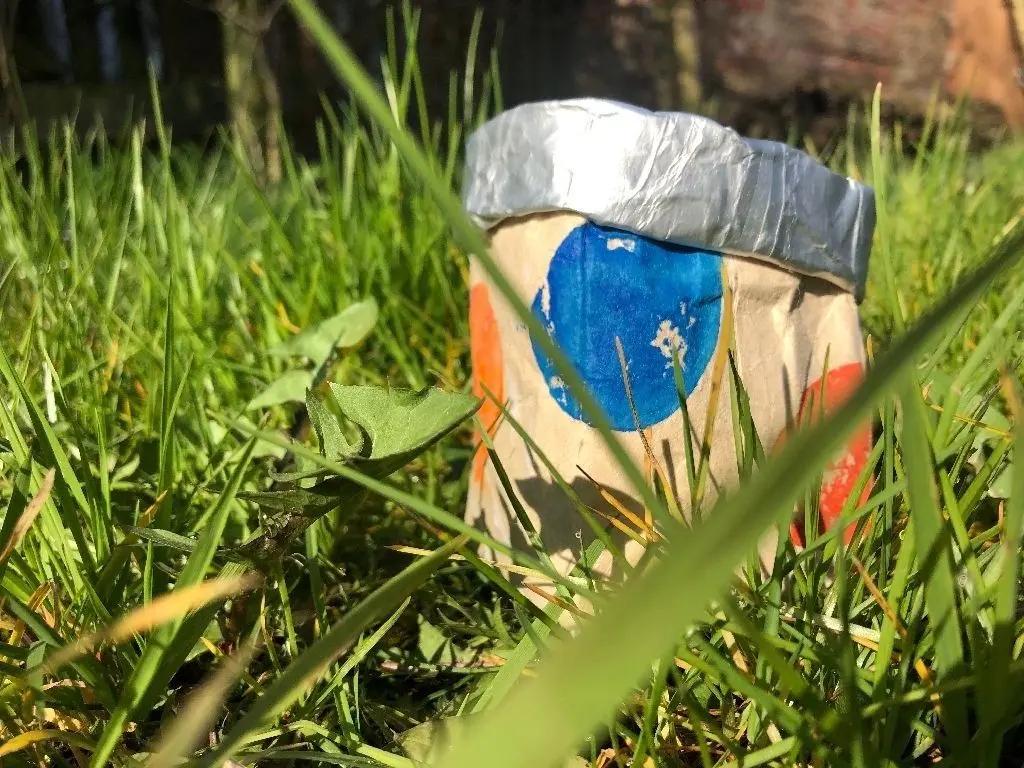 Ostern aus dem Karton: Einen Tetrapack zum Basteln hat ja eigentlich jeder daheim.