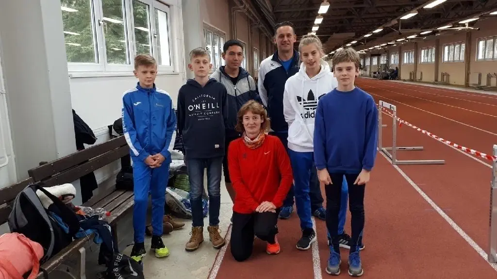 Das siebenköpfige Team des VfL Brandenburg sammelte in Kienbaum reichlich Medaillen.