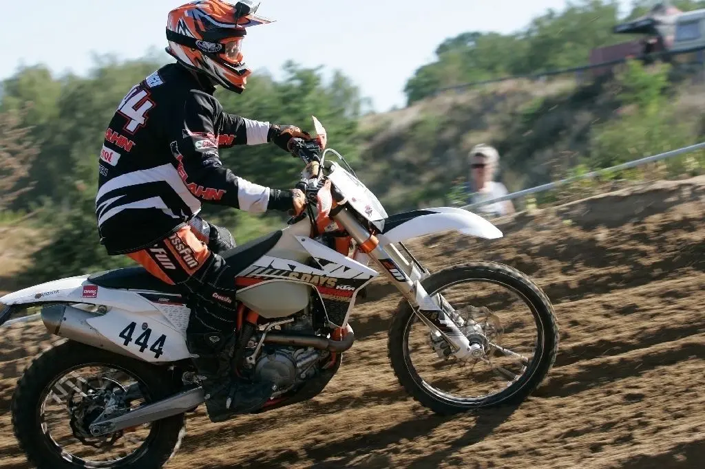Stammgast beim Endurorennen auf dem Diehloer Bergring: der 53-jährige Groß Lindower Roger Begerow (Klasse 5 Senioren)