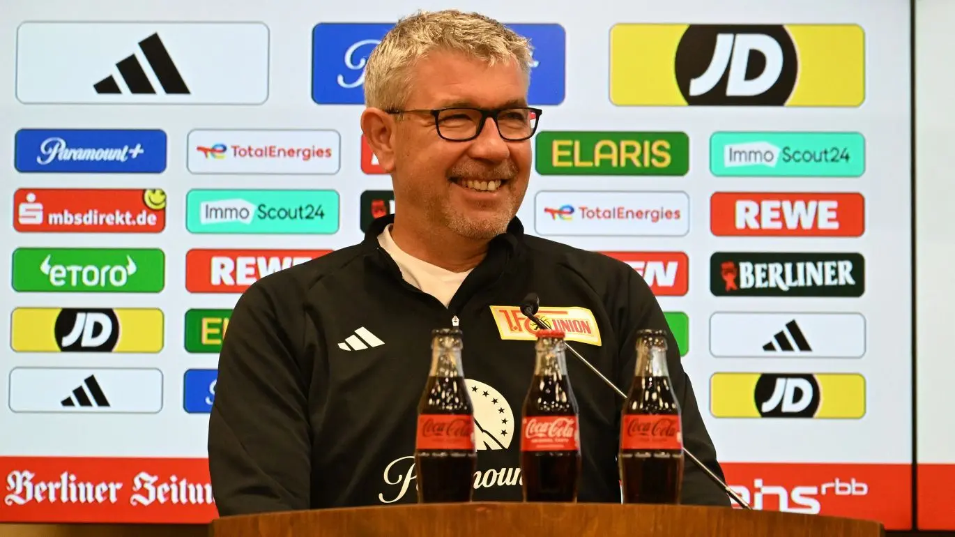 Auch Trainer Urs Fischer von Union Berlin ist die Vorfreude auf die Spiele gegen den VfL Wolfsburg und Real Madrid deutlich anzusehen.