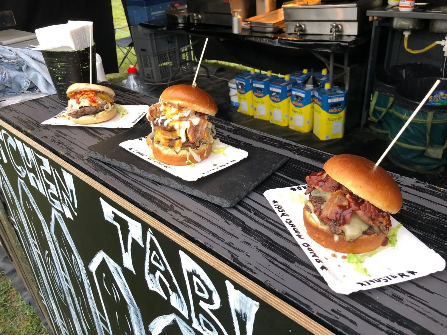 Auswahl vom Feinsten: Burger beim ersten Streetfood-Festival in Eberswalde.