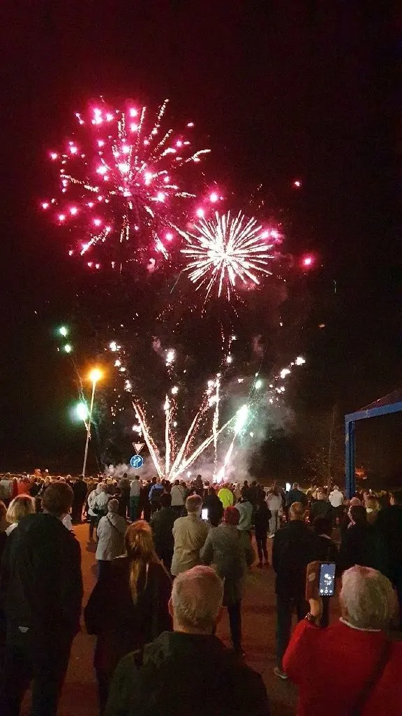 Und zum Finale ein Feuerwerk in schönster Pyronale-Manier.
