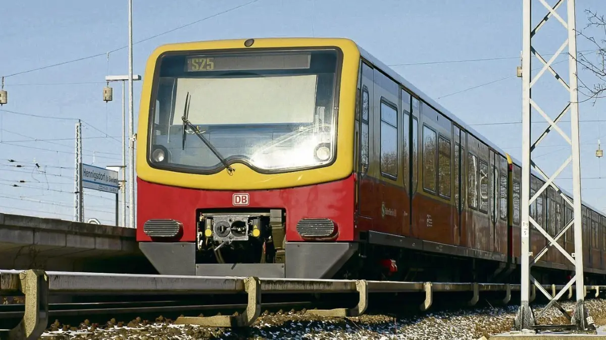 Steht demnächst für mehrere Tage still: Der S-Bahn von und nach Hennigsdorf wird eine Zwangspause verordnet.
Hennigsdorf S-Bahn Ausfall S-Bahnhof S25