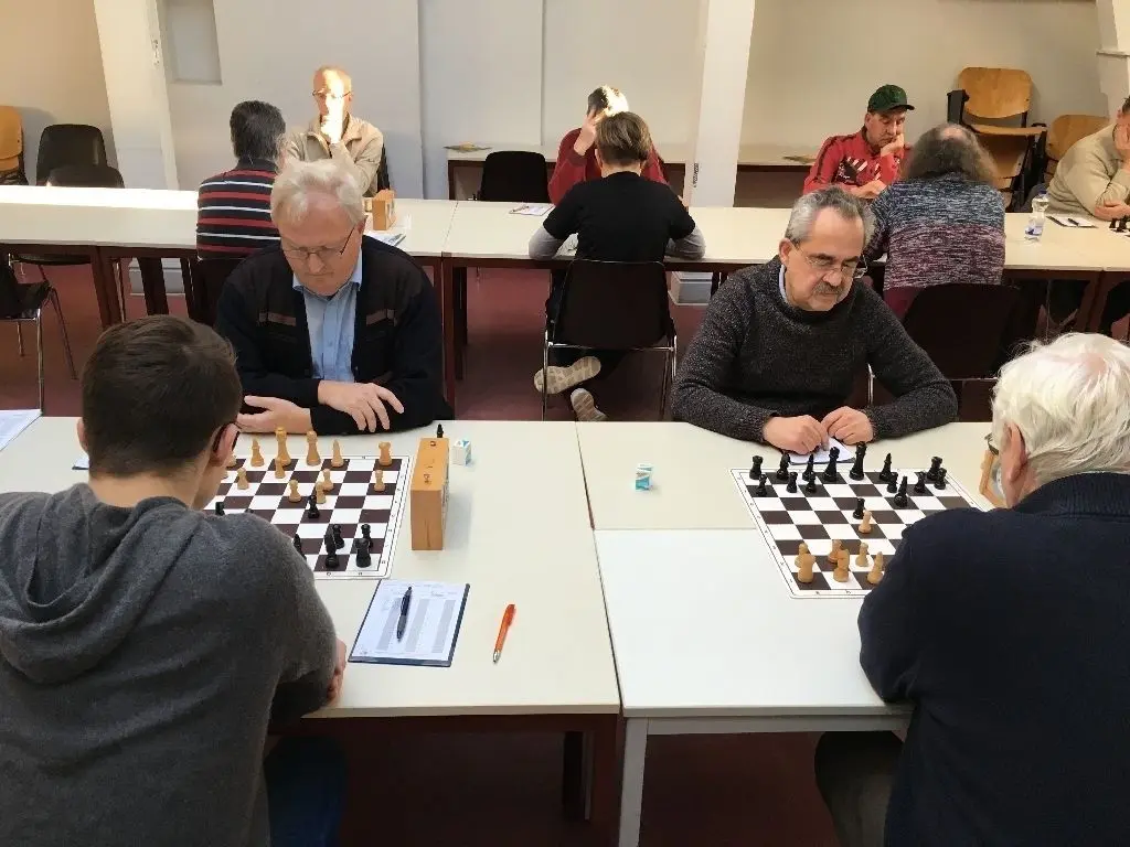 Roland Schimmel (l.) und Klemens Wangerin fuhren für den SV Marzahna die einzigen Siege des Tages ein.