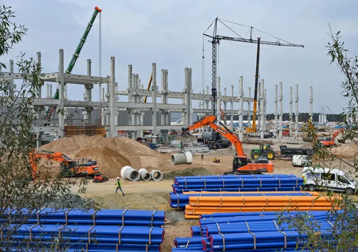 Scheibchenweises Bauen geht weiter - Tesla bekommt weitere Zulassung