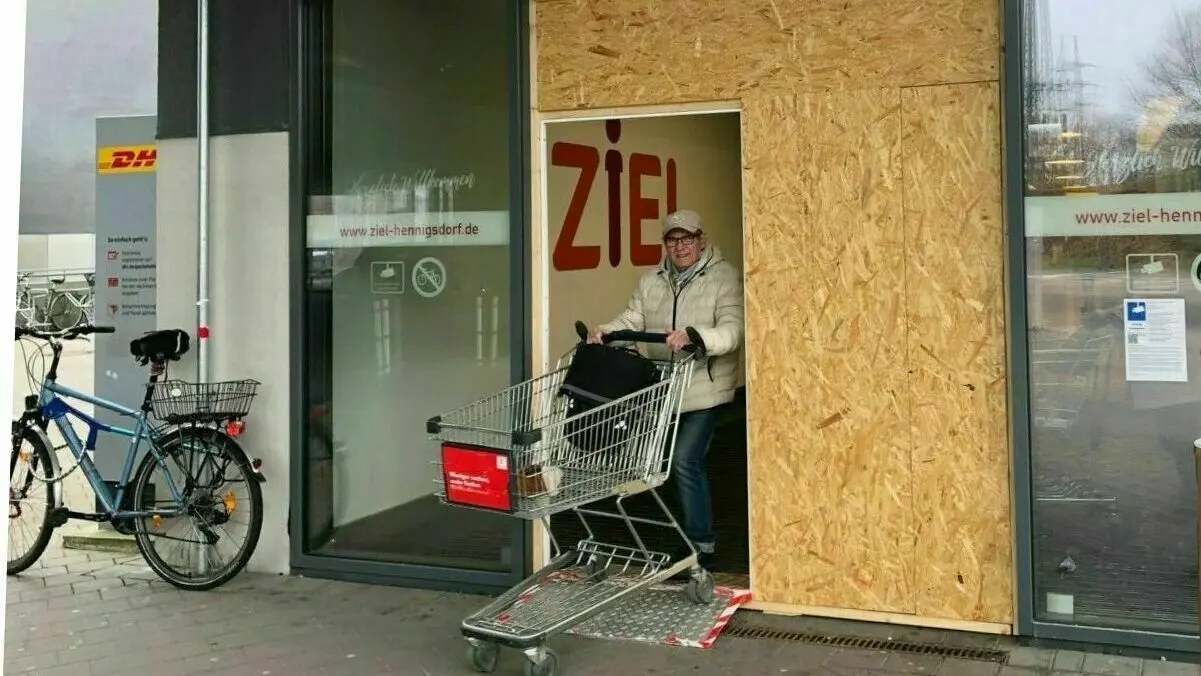 Ein Provisorium: Der vom Busbahnhof ins Einkaufszentrum führende Eingang vermittelt derzeit keinen einladenden Eindruck.