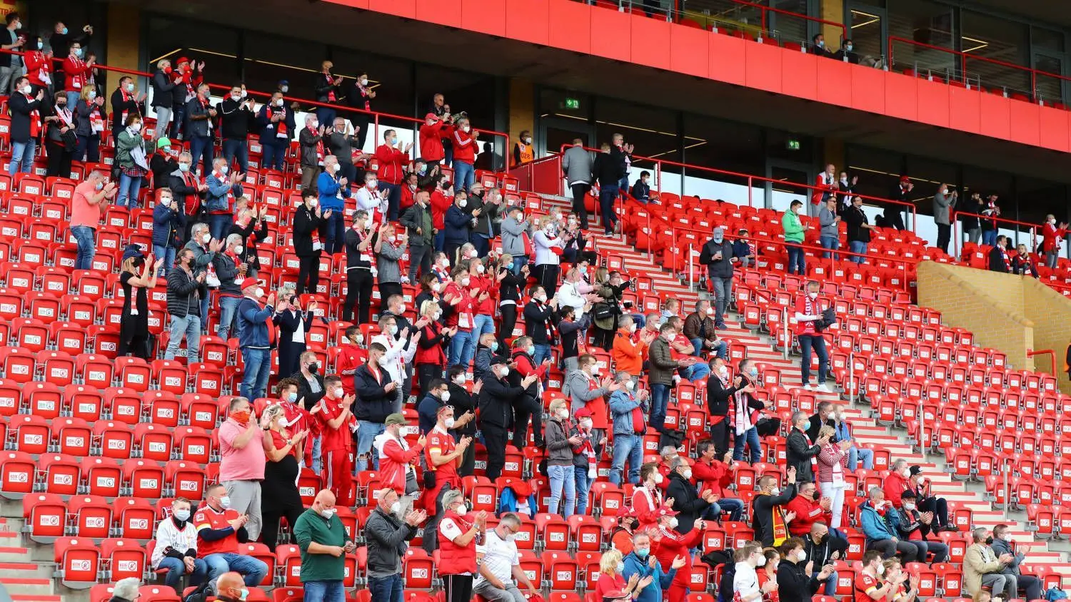 2000 Fans waren im Rahmen eines Pilotprojekts für das Spiel von Union Berlin gegen RB Leipzig zugelassen.