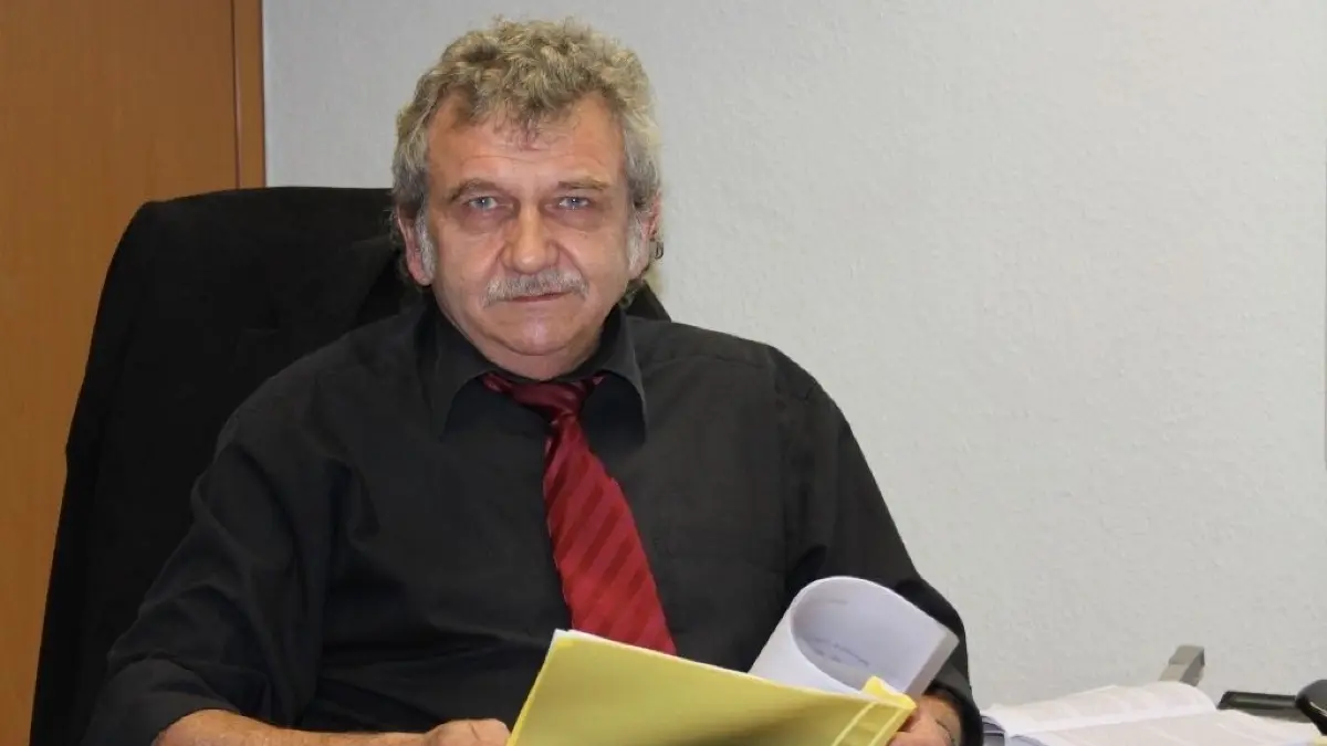 Bürgermeister Olaf Klempert
Der Bürgermeister von Rietz-Neuendorf, Olaf Klempert, wird heute offiziell verabschiedet.