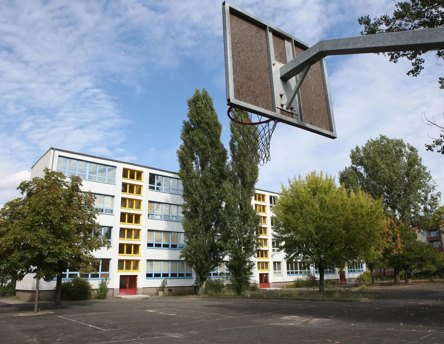 Belasteter Abfall: Welche gefährlichen Stoffe verzögern den Abriss der ...
