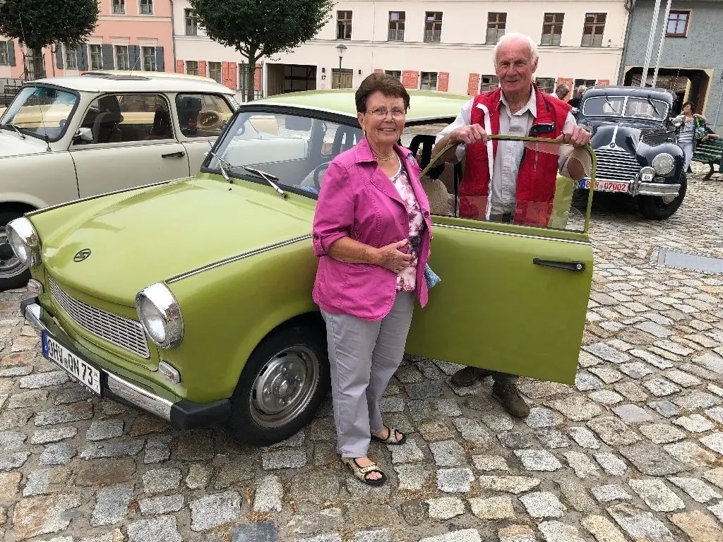 Kurt und Helga Wielow kamen mit einem Trabant 601 von Zehdenick zum Museumsfest.