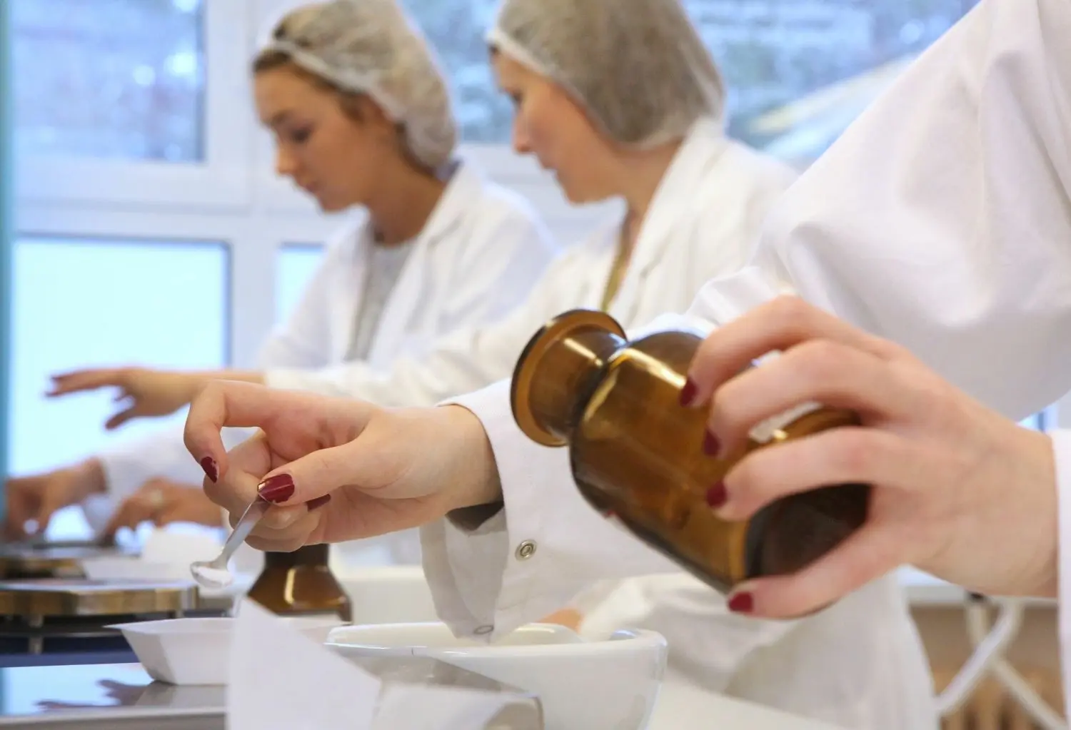 In der Schule für Gesundheits- und Pflegeberufe in Eisenhüttenstadt werden unter anderem Pharmazeutisch-technische Assistenten ausgebildet. Die Schule will sich erweitern und einen neuen Campus errichten.