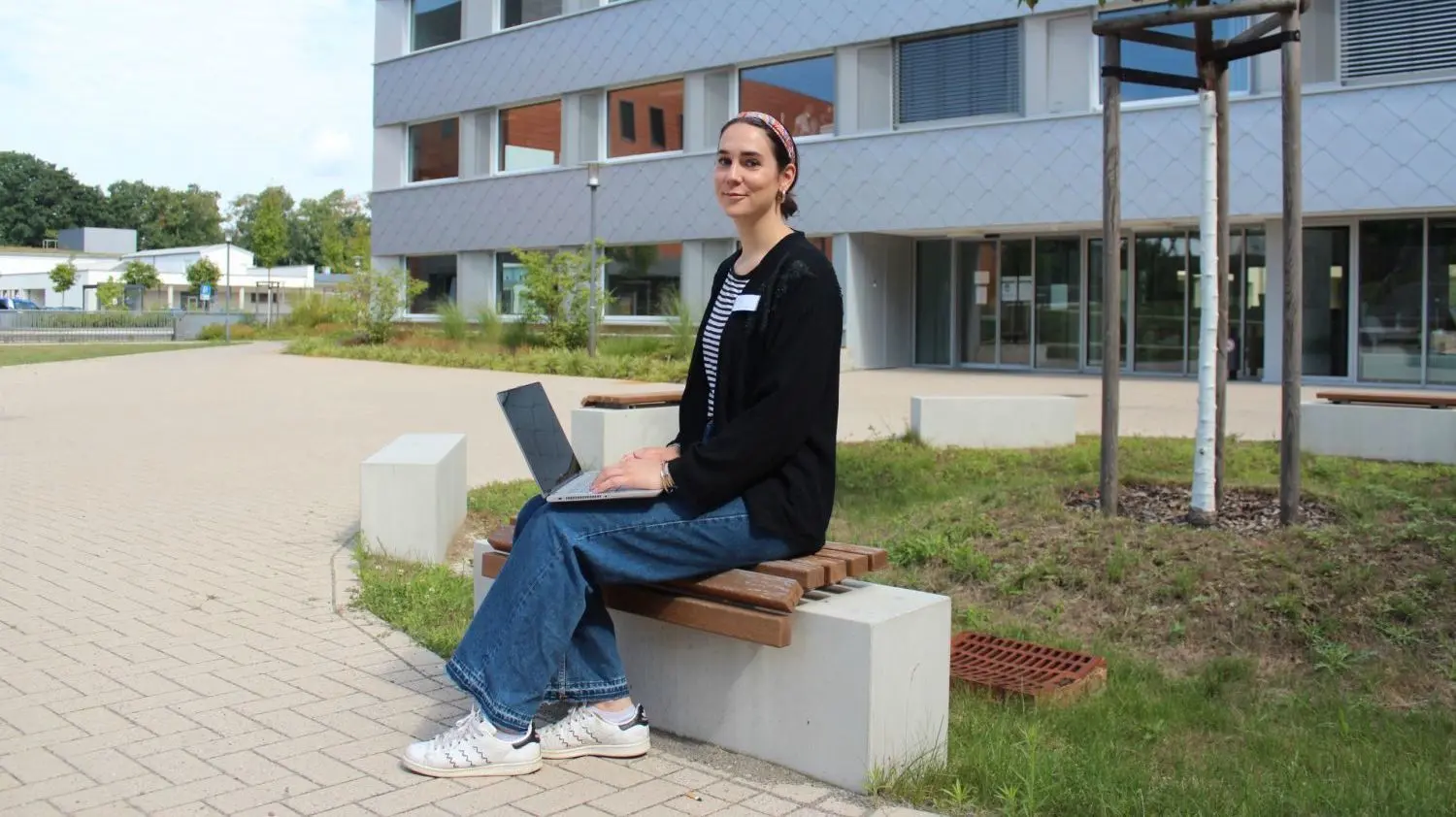 Psychologin Anna Letsch nimmt Kontakt zu den Familien auf und betreut die Studie an der Immanuel Klinik Rüdersdorf.