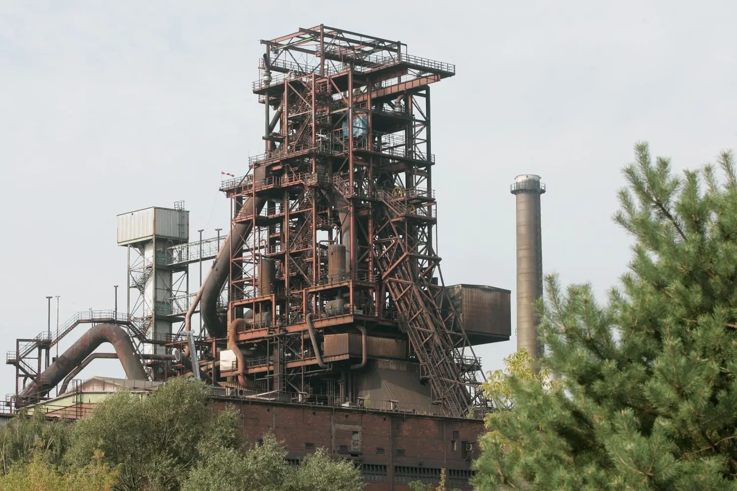 Blick auf den Hochofen 5A von ArcelorMittal Eisenhüttenstadt