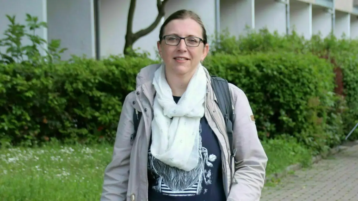 Steffi Bernsee, selbst Mutter eines Kindes mit Behinderung, ist Mitglied im Behinderten-Beirat in Bernau. Sie fordert die Schaffung der Stelle eines Beauftragten für Senioren und Menschen mit Behinderung.
Putzaktion Bernau Süd
Initiatorin Steffi Bernsee
Sammler auf den Bildern: Martin Günther und Norbert Hollmann