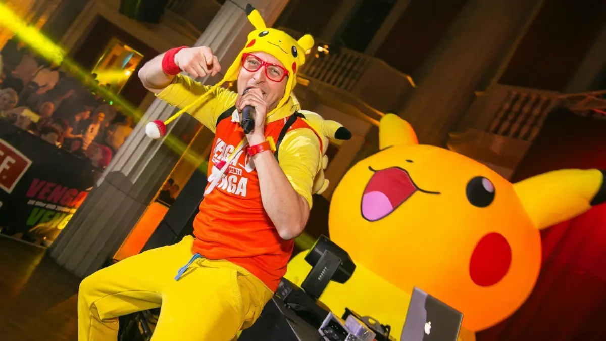 Venga Venga - die 90er & 2000er Show werden am Samstagabend den Calauern beim diesjährigen Stadtfest einheizen.
Nach langer Durststrecke wird am Sonnabend wieder zu einer Party in den großen Saal des Kulturhauses Plessa eingeladen.