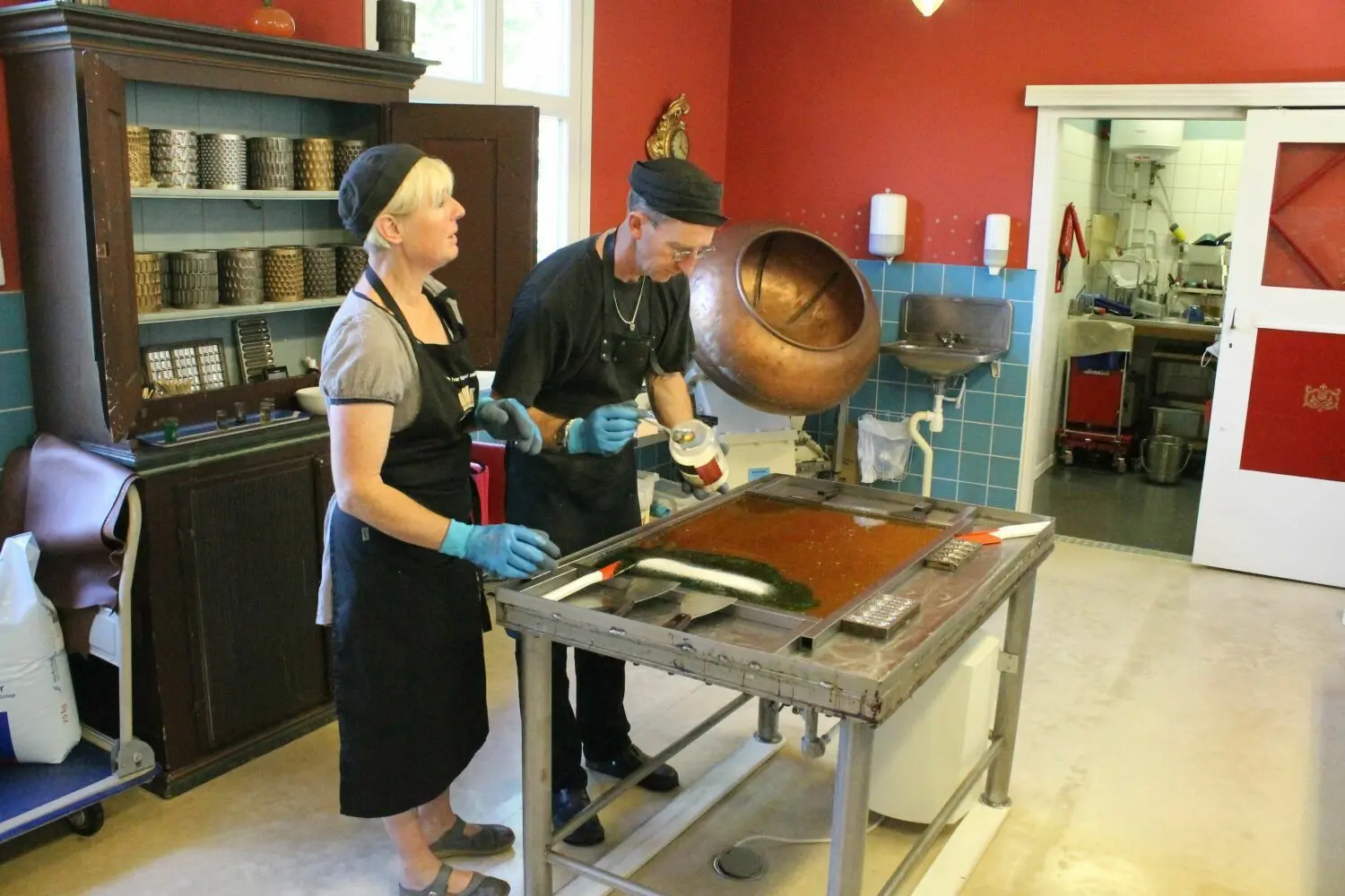 Vor 13 Jahren wanderten Alex und Julia Kemna von Berlin nach Schweden aus. Sie betreiben auf der Insel Öland eine Bonbon-Manufaktur.