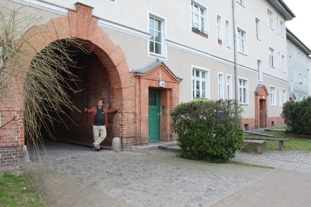 Will Manfred Krug ein Denkmal setzen: HWB-Chef Holger Schaffranke möchte an den Schauspieler, der seine Kindheit während des Zweiten Weltkriegs in Hennigsdorf verbrachte, mit einer Tafel erinnern.