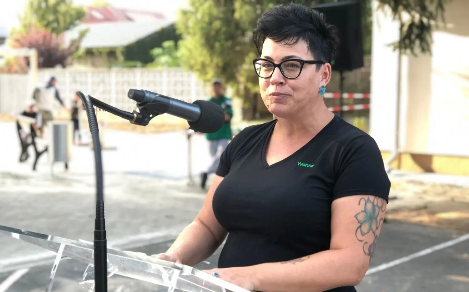 Glücklich: Oase-Leiterin Yvonne Scherdin bedankte sich beim Team sowie den Kindern und Jugendlichen, die in den vergangenen Wochen geholfen haben.