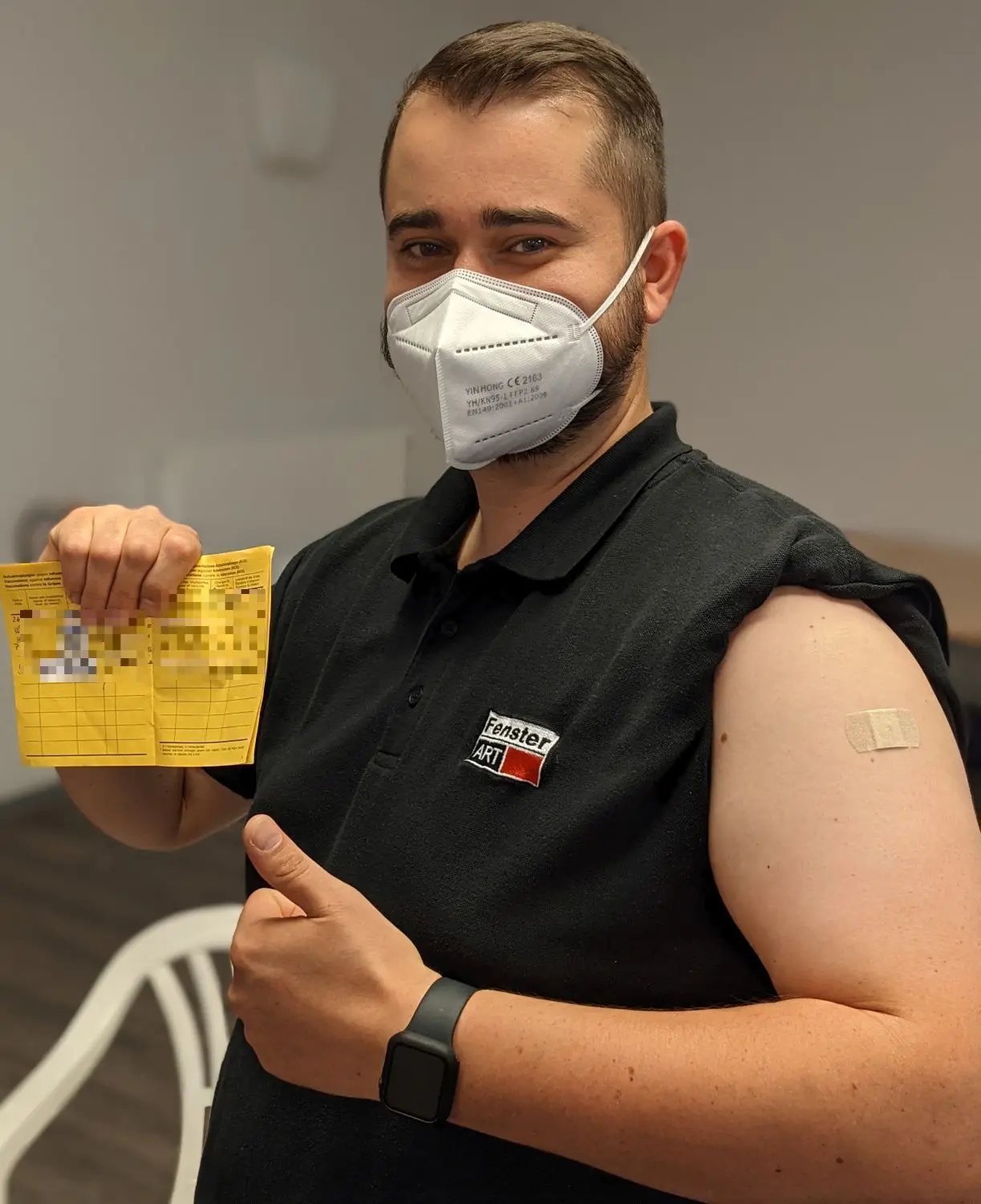 Freut sich über seine Impfung: Michél Länger wurde am Mittwoch im Impfzentrum in Werneuchen geimpft. Die Organisation hatte sein Arbeitgeber übernommen.