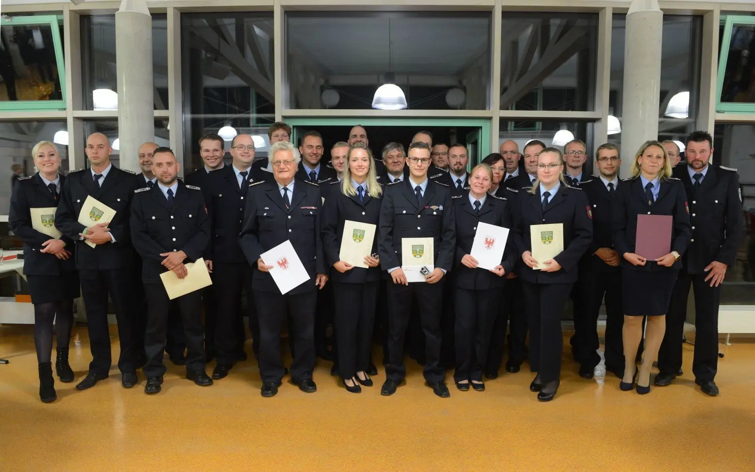 Auf der Jahreshauptversammlung wurden wieder viele Auszeichnungen an die Kameraden und Kameradinnen der Panketaler Feuerwehren vergeben.