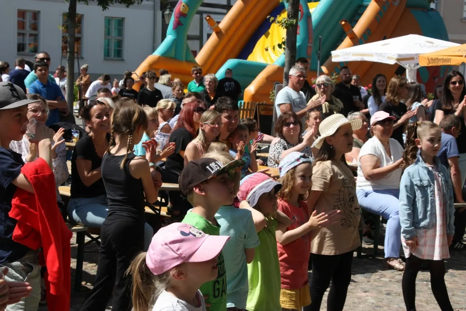 Kinder- und Jugendfestival Angermünde: Zum zweiten Mal kam das größte Talentefestival Brandenburgs und Berlins in die Uckermark und bot Kindern und Jugendlichen eine große Bühne. Das Publikum war begeistert.