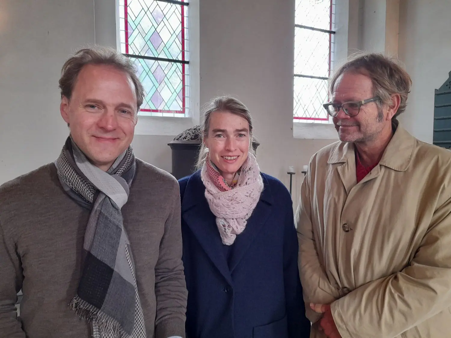 Leonhard Schuster mit sowie Ingela und Anton Henning von Gegenwind Manker.