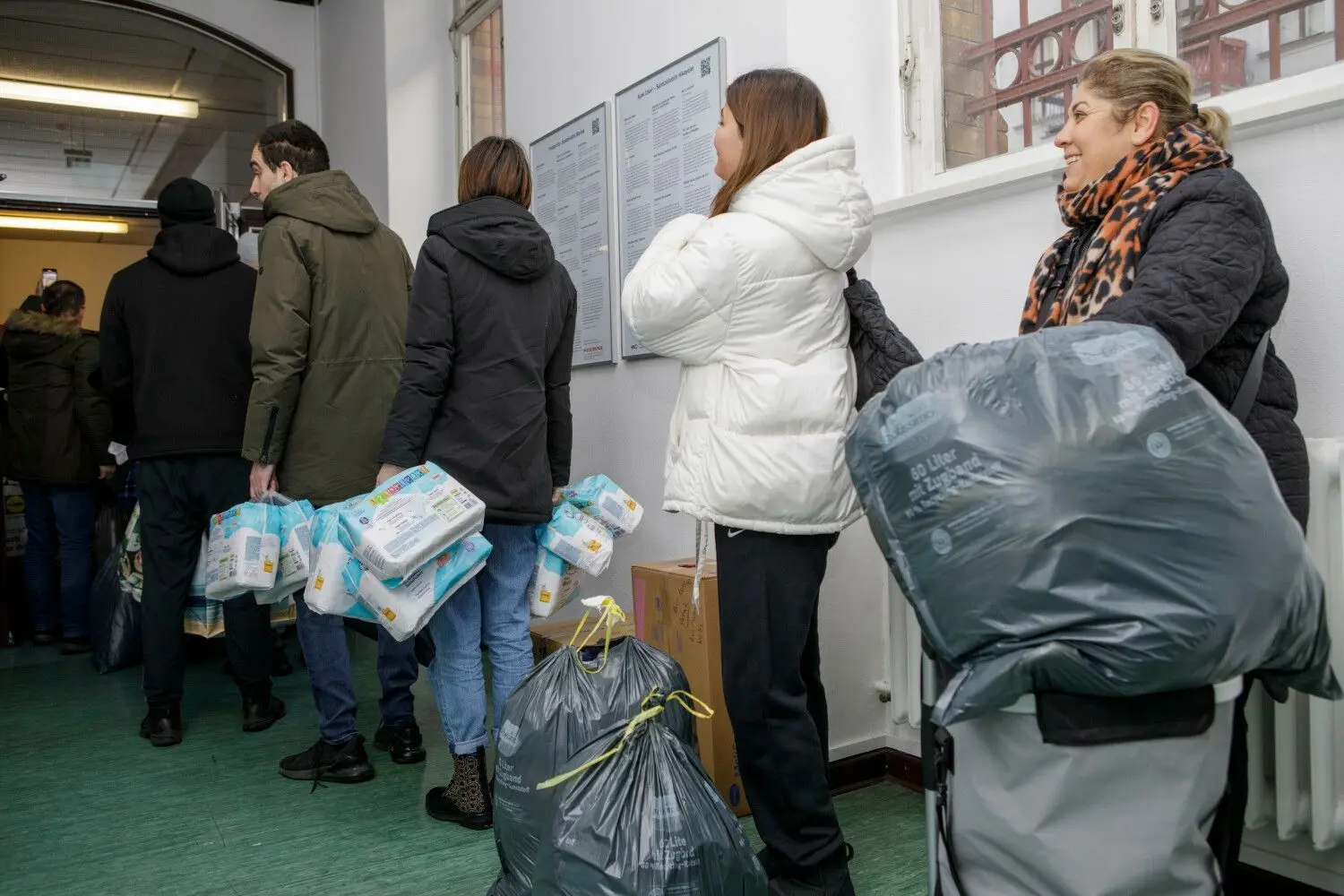 Auch im Konservatorium für türkische Musik an der Bergmannstraße in Berlin werden Spenden für die Erdbebenopfer in der Türkei gesammelt.