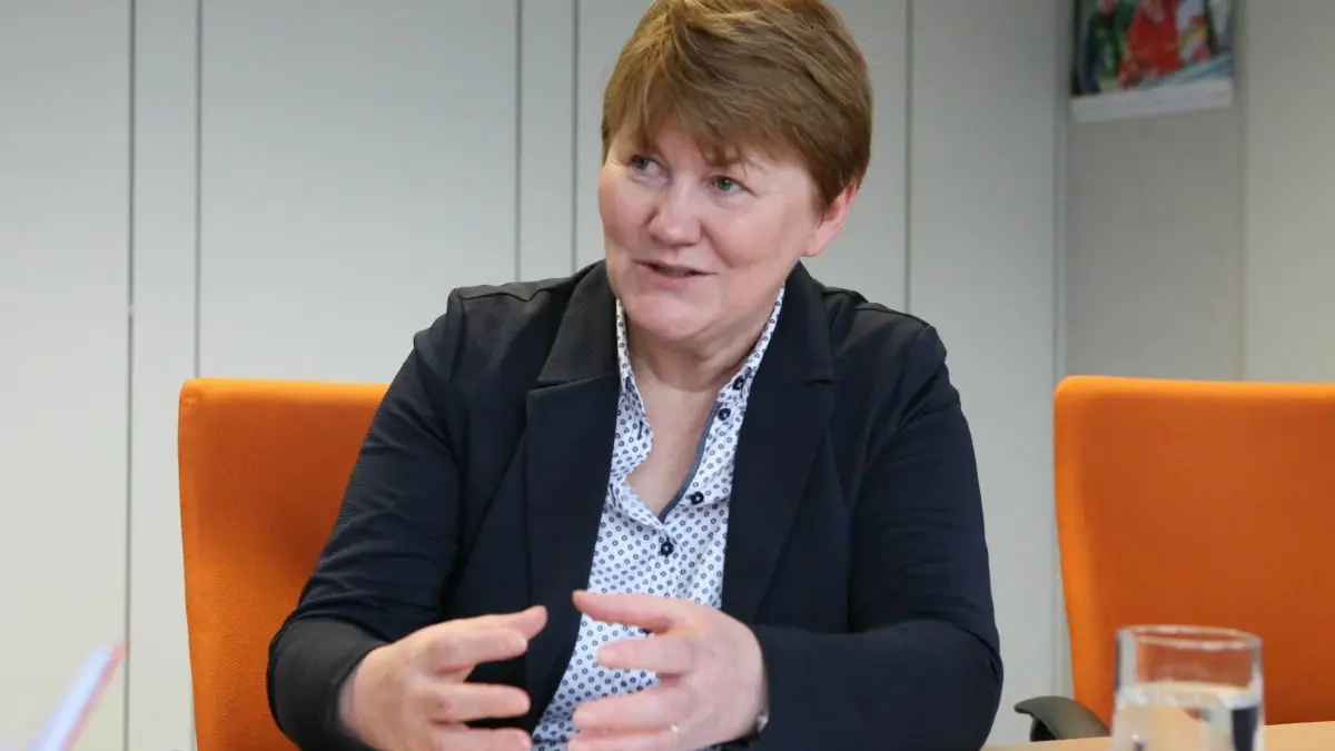 Strausbergs Bürgermeisterin Elke Stadeler, hier eine Archivaufnahme, könnte demnächst zwei Beigeordnete zur Seite gestellt bekommen.
24.01.2019 Strausberger Bürgermeisterin Elke Stadeler