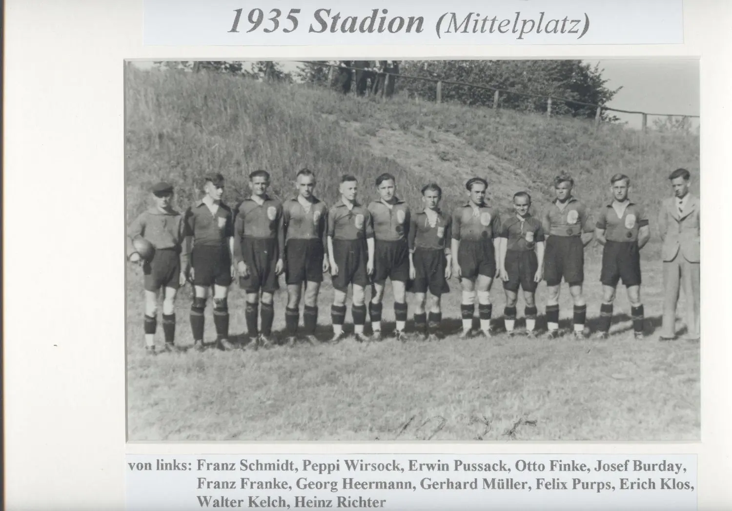 Ist die Stätte mit der größten Fußball-Tradition in Eisenhüttenstadt: das Fürstenberger Stadion. Im Bild: die Männer-Mannschaft des 1. FC Fürstenberg 1935 auf dem sogenannten Mittelplatz
