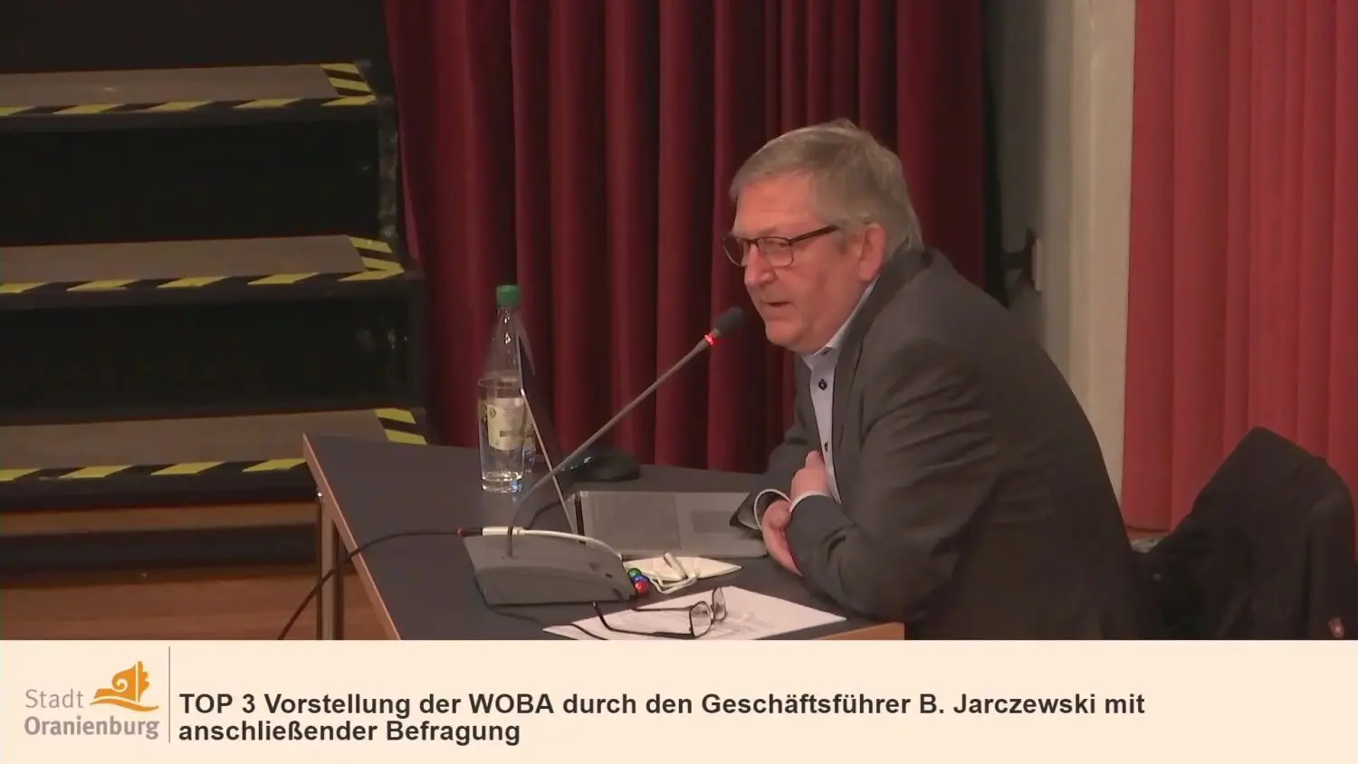 Woba-Geschäftsführer Bernd Jarczewski bezog am 11. Februar 2021 erstmals öffentlich Stellung zu den Vorwürfen um seine Kündigung. Mehr als drei Stunden dauerten sein Bericht und die anschließende Befragung.