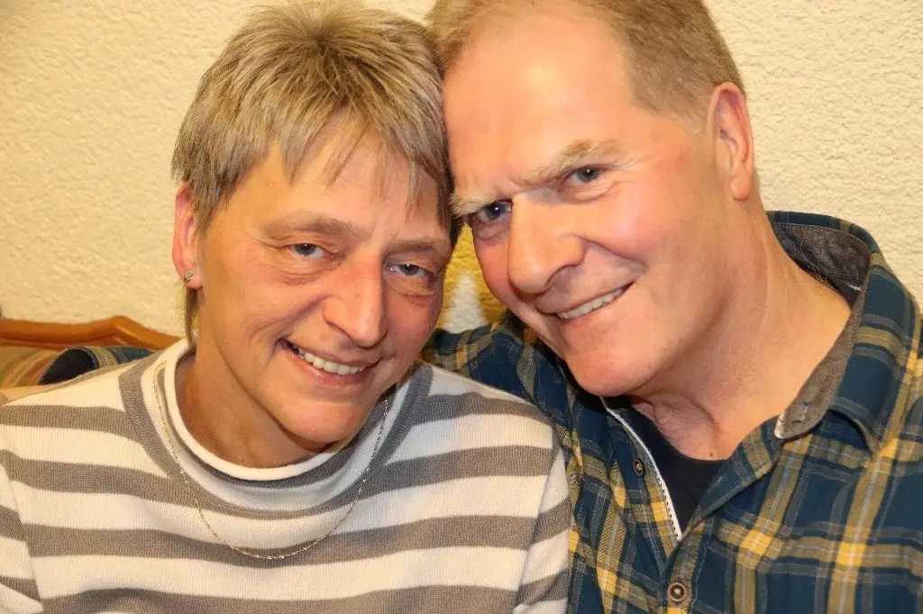 Cordula und Roland Brendel sind in zweiter Ehe verheiratet. Sie stammt aus Westberlin, er aus Kolpin. Sie lieben ihre Patchwork-Familie.