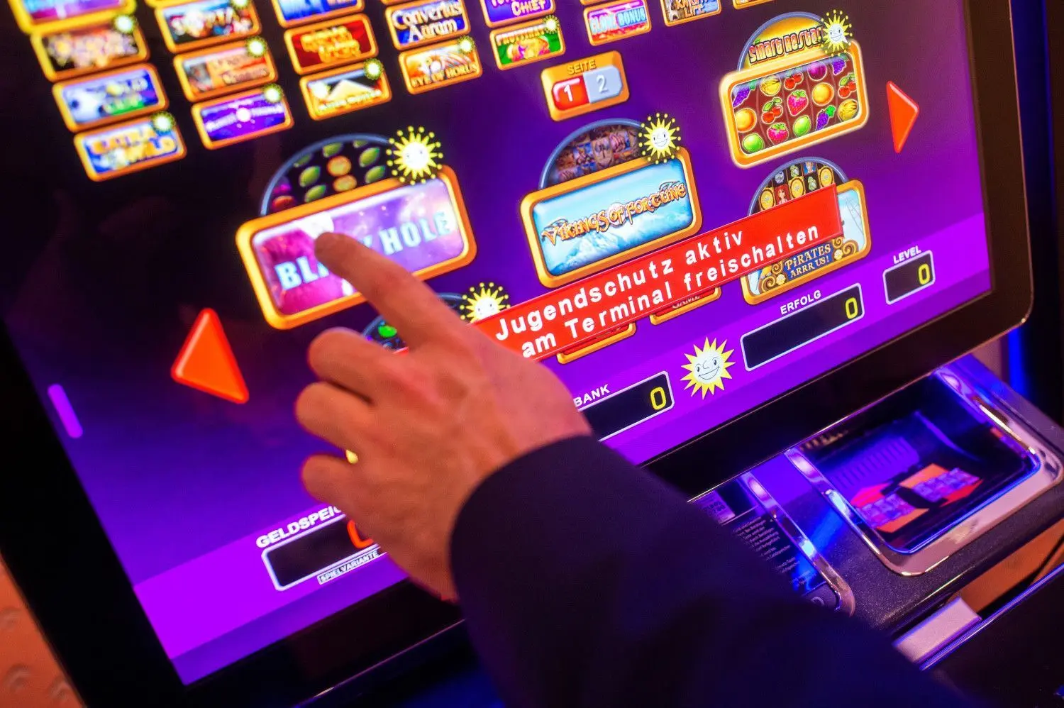 Mit Glücksspielautomaten ließ sich in Eberswalde vor der Pandemie gutes Geld verdienen. Doch seit Beginn dem Beginn der Corona-Einschränkungen sprudelte das Geld nicht mehr so üppig.