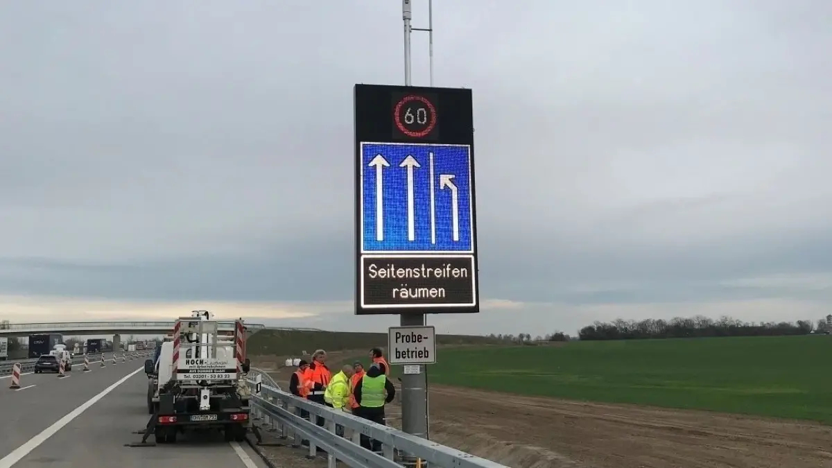 Beim Aufbau der Video-Anlage an der A24 wurden die Geräte bereits ein erste Mal getestet.