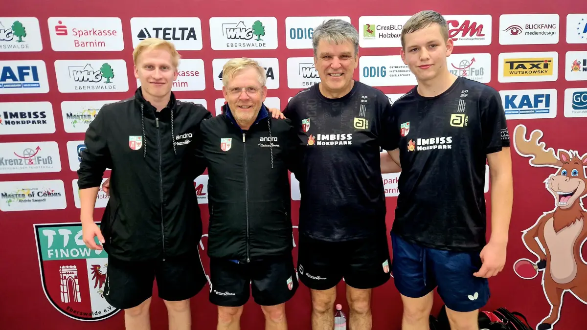 Die Tischtennisspieler Matti Klein, Erik Kirsten, Holm Kirsten und Fabian Halling vom TTC Finow sind Kandidaten für die Wahl zum MOZ-Sportler der Woche.