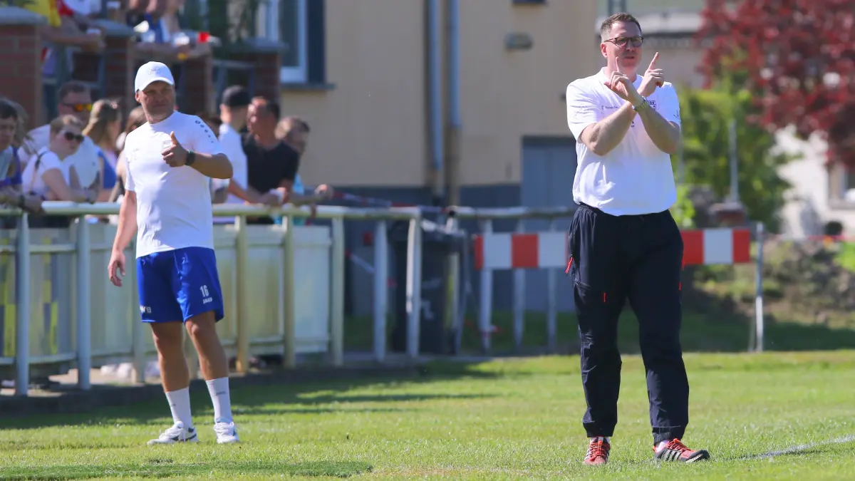 Fußball Brandenburgliga, Trainer Jan Kistenmacher MSV Neuruppin in Zehdenick