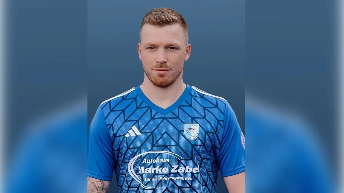 Fußballer Roger Sobotta vom FC Strausberg ist neuer Kandidat für die Wahl zum MOZ–Sportler der Woche.
Roger Sobotta vom FC Strausberg
