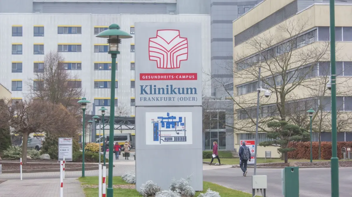Die strengen Besucherregeln aus der Zeit der Corona–Pandemie gelten im Klinikum Frankfurt (Oder) nicht mehr.
Klinikum Frankfurt (Oder)
