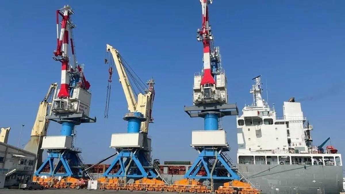 Krane aus Eberswalde stehen in der ganzen Welt. Hier Montage von Hafenkranen in Haifa im Februar 2023.
Krane aus Eberswalde stehen in der ganzen Welt. Hier Montage von Hafenkranen in Haifa im Februar 2023.