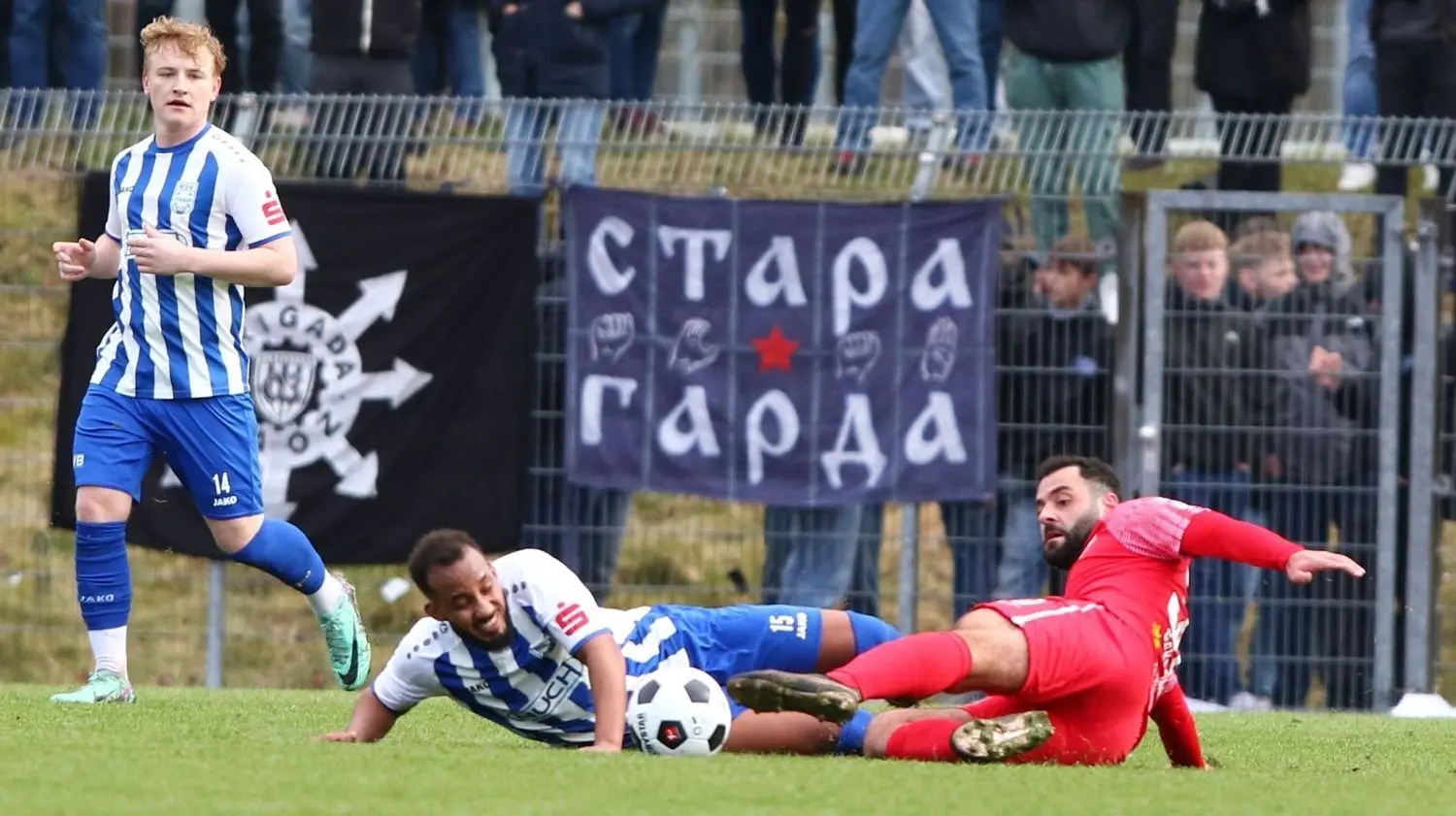Niederlage für den MSV Neuruppin: Gegen den zwei Klassen höher spielenden SV Babelsberg 03 kassiert der MSV seine erste Heimniederlage der Saison. Wegen des 0:3 endete die Reise im Pokal auf der letzten Etappe vorm Finale.