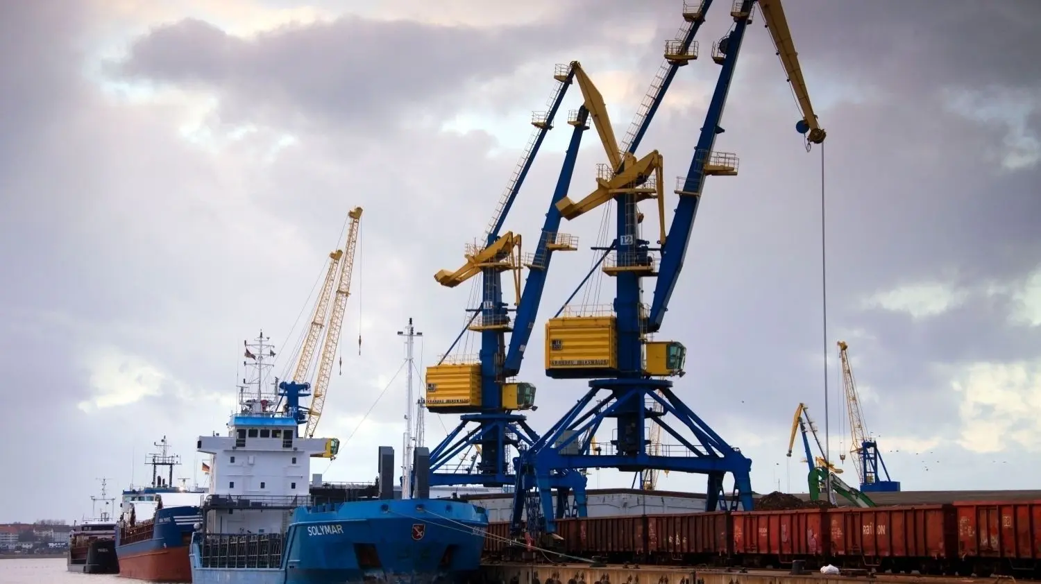 Kranbau Eberswalde: Ardelt hofft auf Bürgschaft – Kocks in Bremen ...