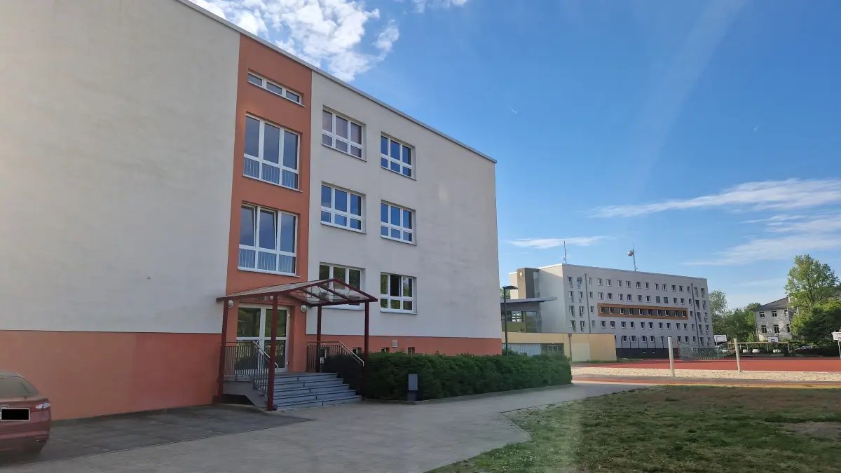 Am OSZ in Königs Wusterhausen verwenden fortgebildete Lehrer Künstliche Intelligenz gezielt im Unterricht.