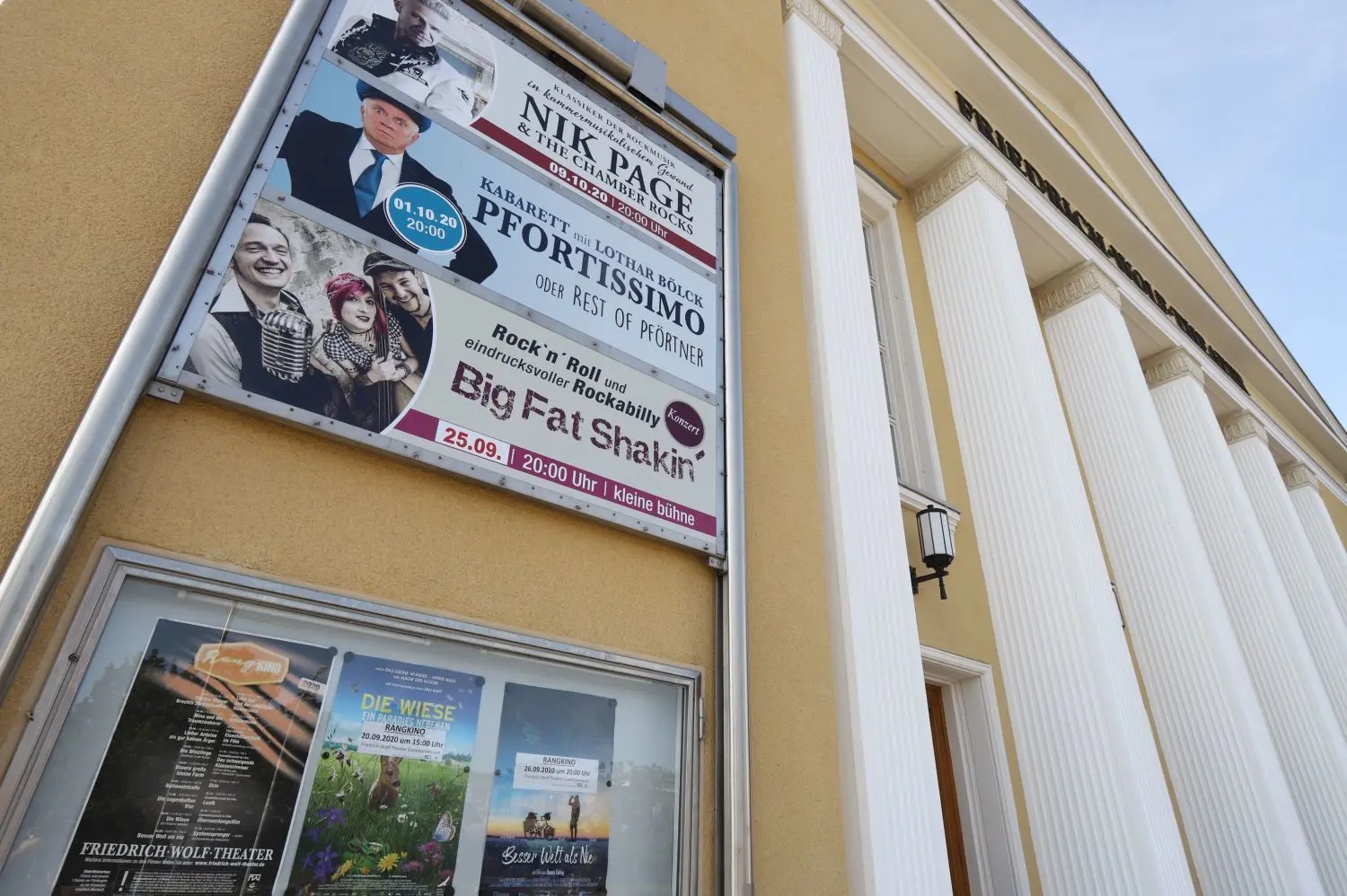 Das Friedrich-Wolf-Theater bietet nun auch wieder Kino an. Die Filmreihe „Eisenhüttenstadt im Film“ beginnt am 10. Oktober. Den Anfang macht der Dokumentarfilm „Eisenzeit“ von Regisseur Thomas Heise.