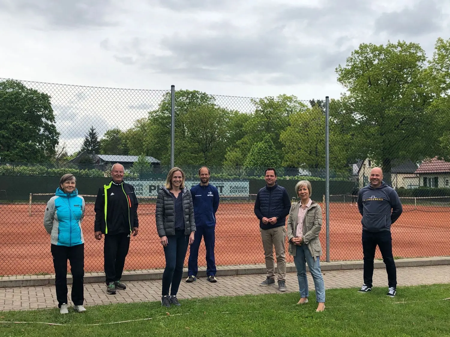 Sie möchten ihren Club nicht missen, sondern ihn nach vorne bringen: Christel Hecker, Klaus Czech, Simone Cramer, Timo Fleischfresser, Manuel Zschoch, Martina Wolf, Marko Vogler (von links).
