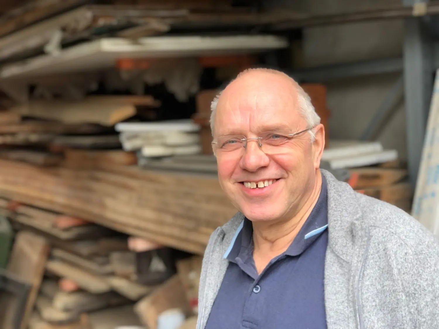 1. März: Der Schildower Tischler Norbert Fischer feiert sein 30-jähriges Betriebsjubiläum. Der Innungsmeister ist auch Vorsitzender der Kreishandwerkerschaft.