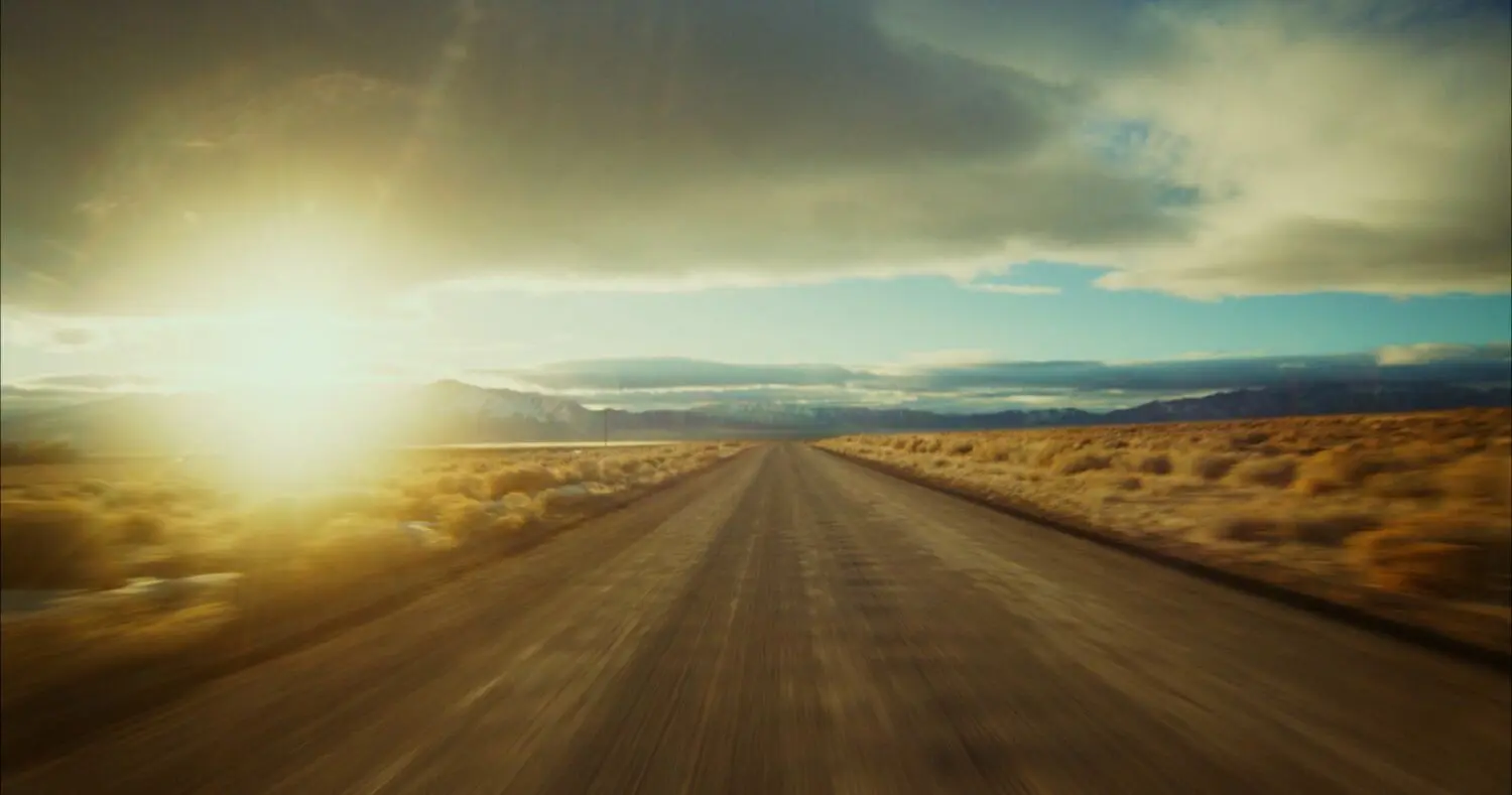 Endlose Weiten: Der US-amerikanische Dokumentarfilm „The Great Basin“ von Regisseur Chivas DeVinck läuft in der Sparte „Dokumentarfilm ab 45 Minuten“. Gezeigt wird das Leben in der einst blühenden Kleinstadt Ely im Bundesstaat Nevada, das es im frühen 20. Jahrhundert mit der Kupferindustrie zu Wohlstand gebracht hat, jetzt aber verfällt und überwiegend von älteren Menschen bewohnt wird.