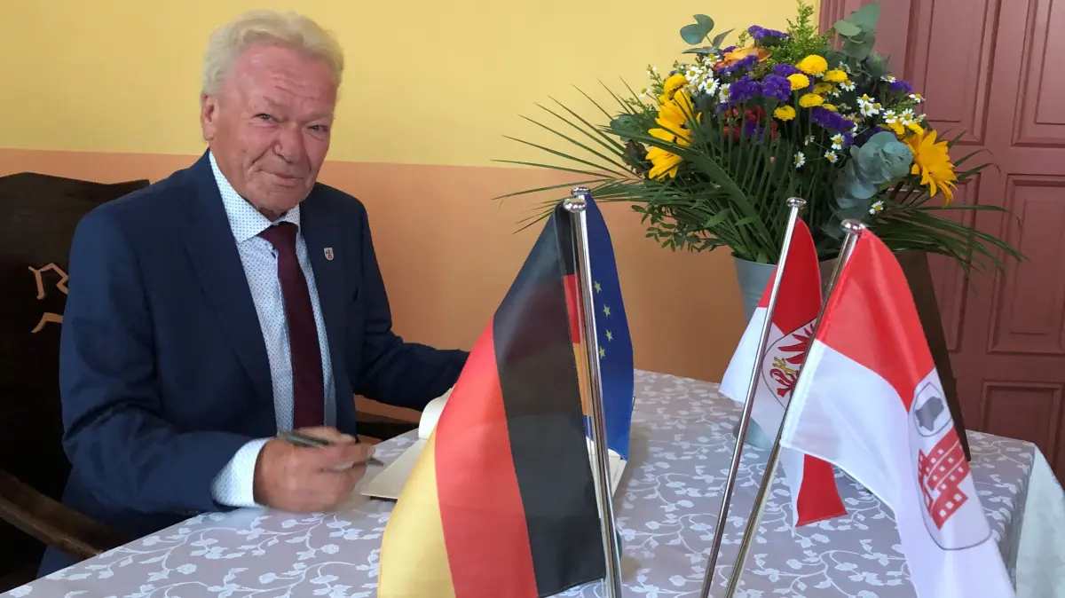 Jürgen Henze, Bürgermeister in Neuenhagen von 2002 bis 2018, seit 29. Mai 2024 Ehrenbürger der Gemeinde