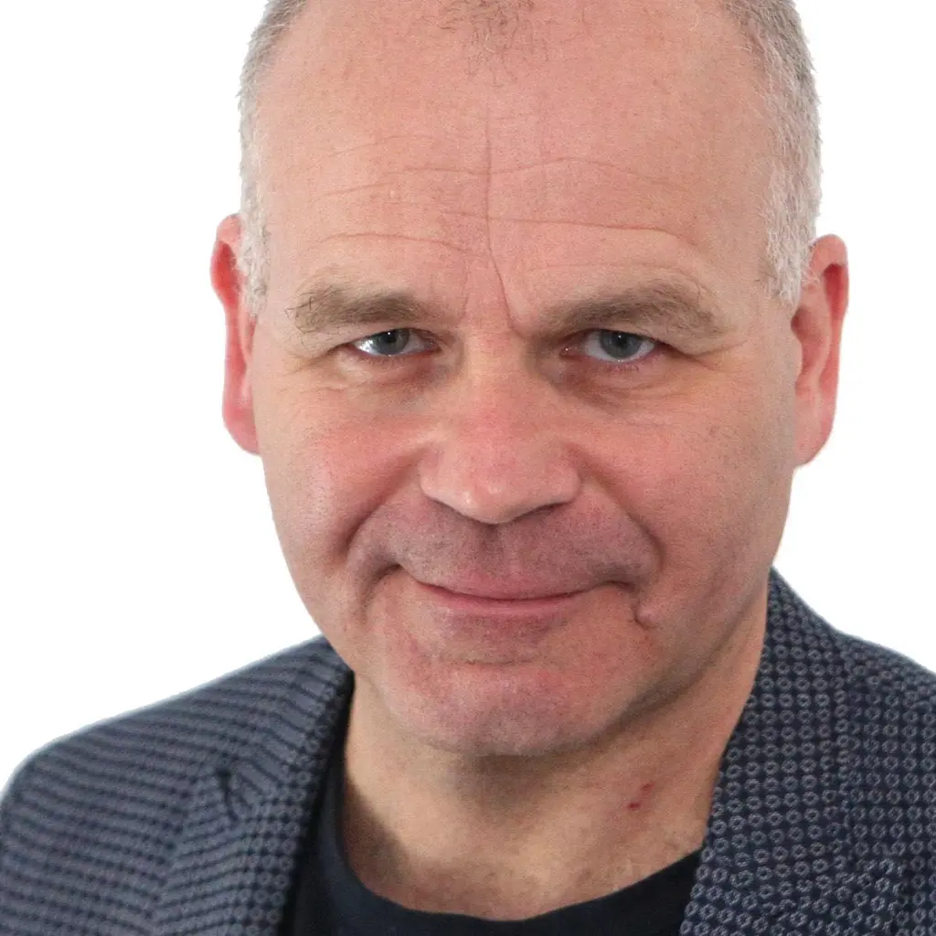 Bild des Autors bzw. der Autorin Stefan Lötsch