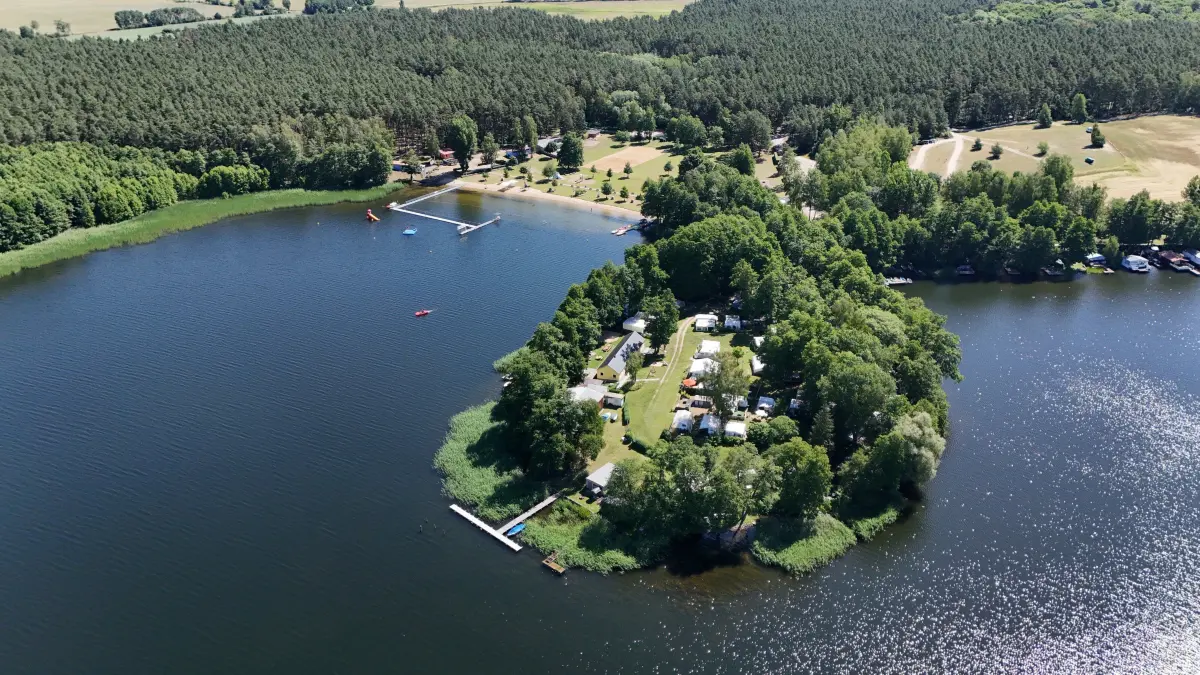 Campingplatz Wolletzsee: Angermünde, 16.06.2024: Blick auf den Campingplatz am Wolletzsee