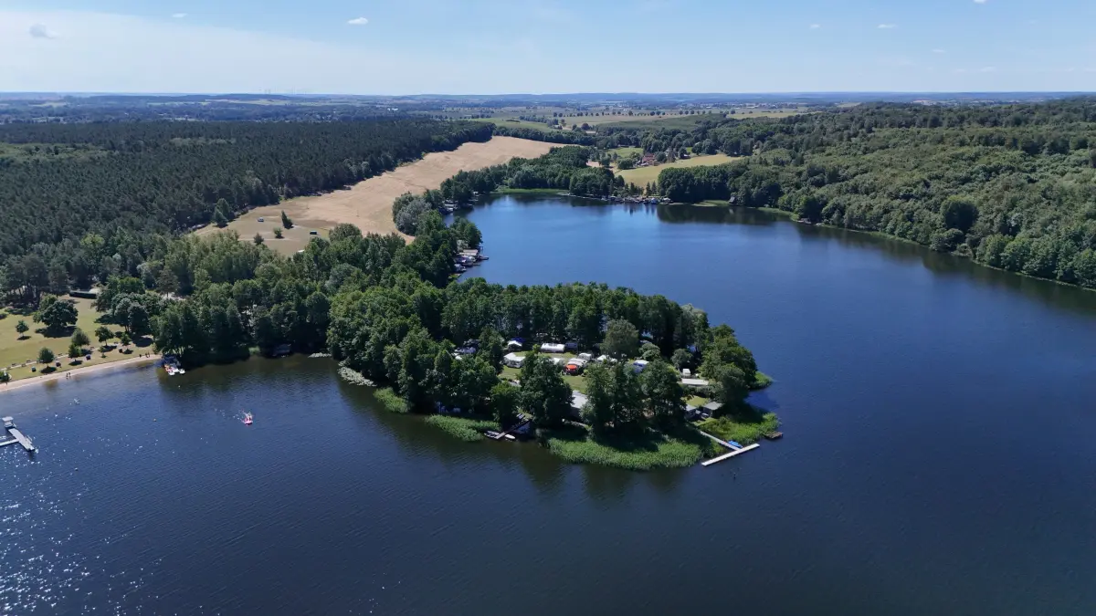 Campingplatz Wolletzsee: Angermünde, 16.06.2024: Blick auf den Campingplatz am Wolletzsee