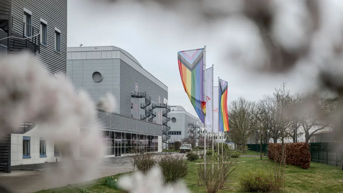 Takeda Pharmakonzert Pharmaunternehmen Pillen in Oranienburg, Foto: Takeda/Liubav Ogorodova